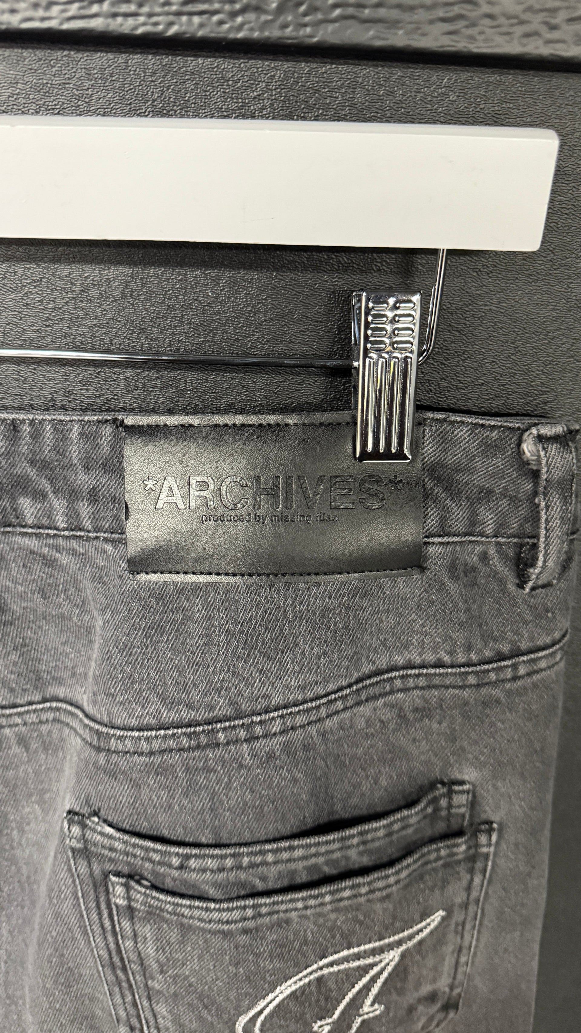 ARCHIVES DENIM PANTS (BLACK)